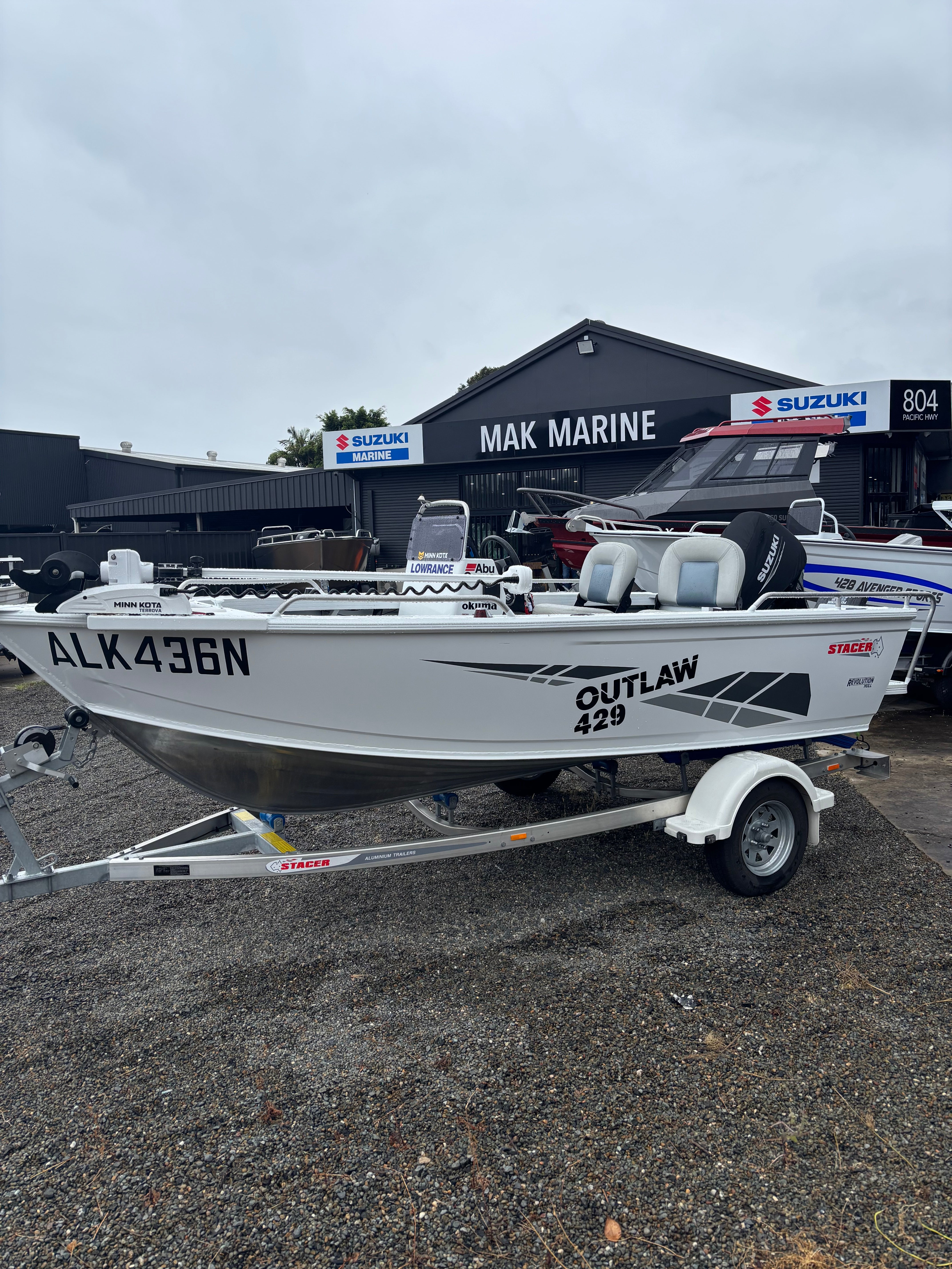 Stacer 429 Outlaw Side Console (2022 Model)