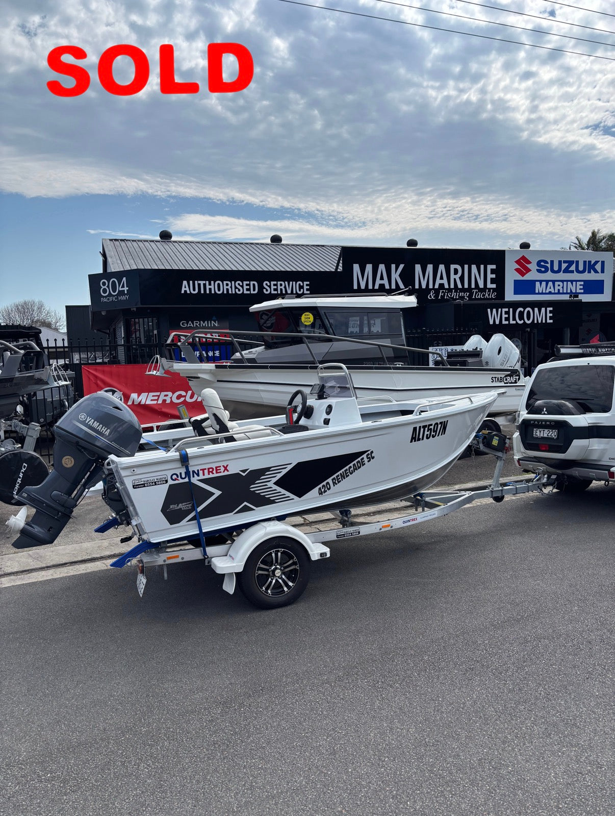 2023 Quintrex 420 Renegade Side Console