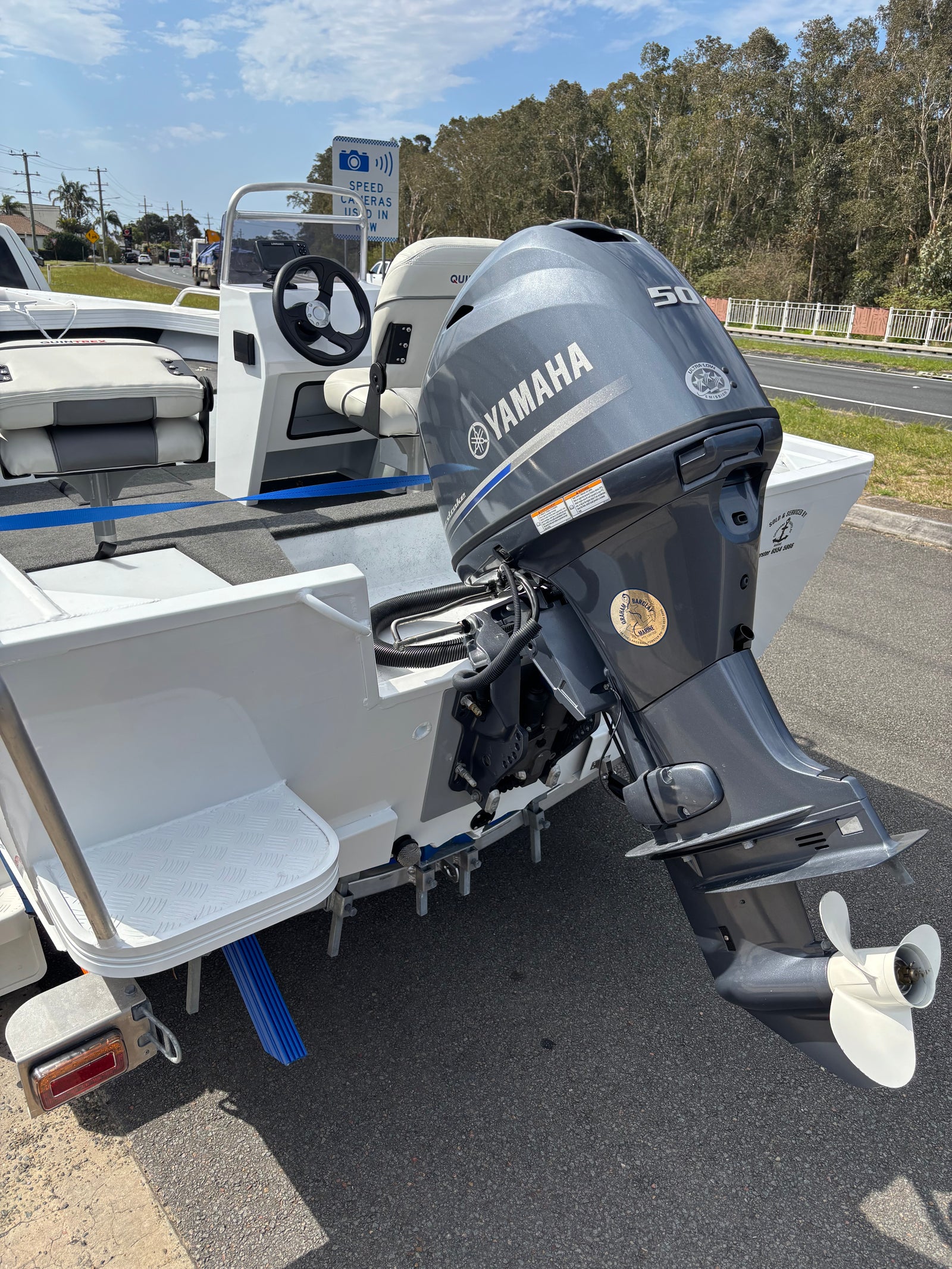 2023 Quintrex 420 Renegade Side Console