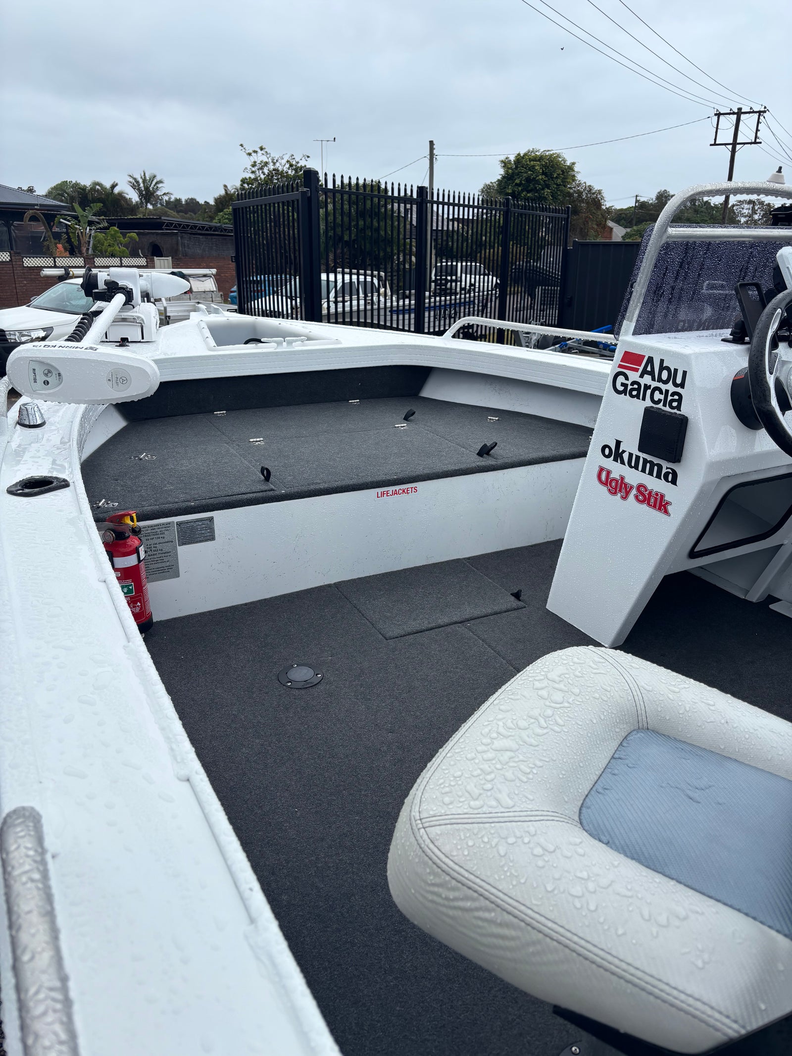 Stacer 429 Outlaw Side Console (2022 Model)