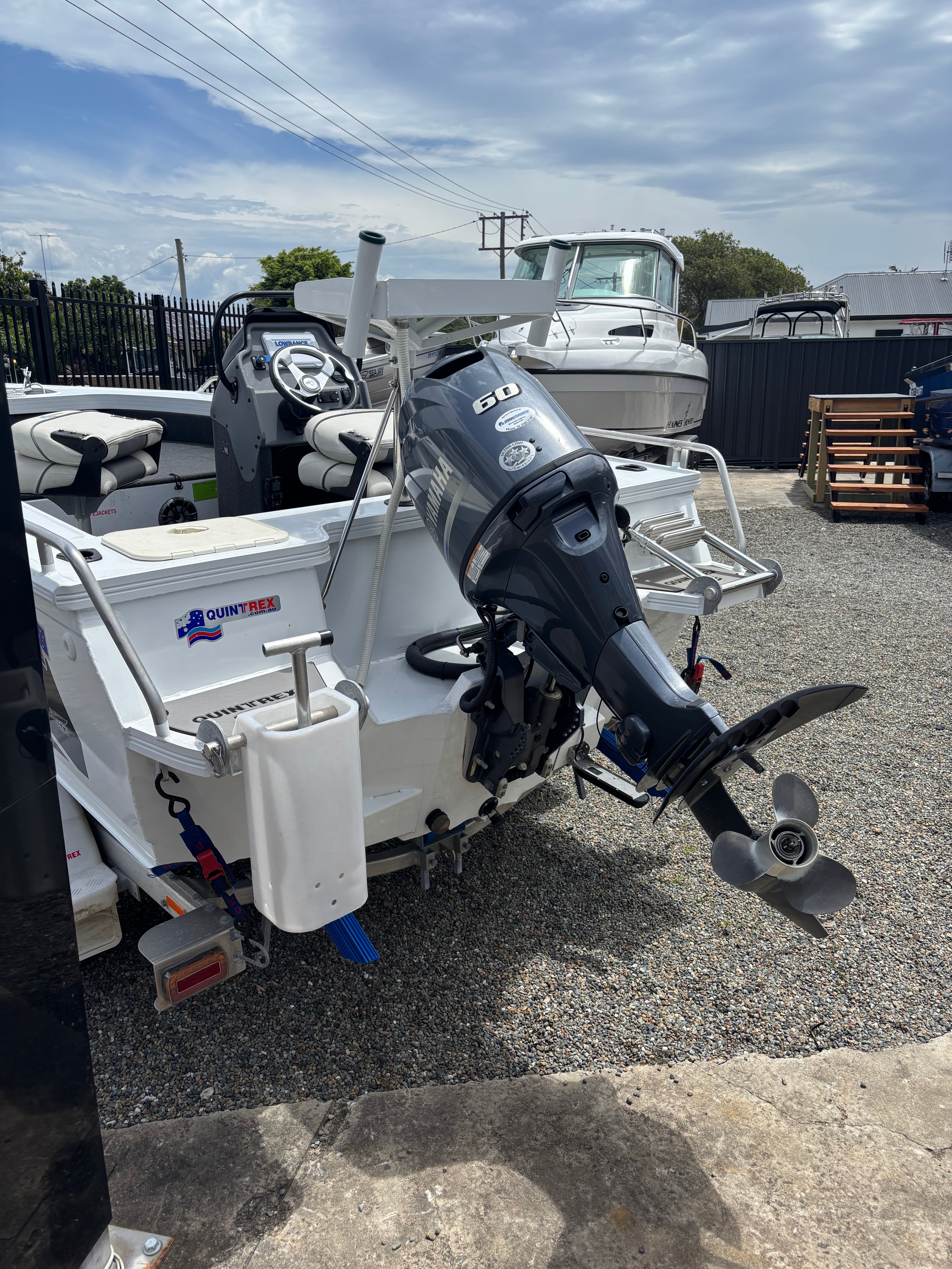 Quintrex 430 Top Ender (2022 Model)