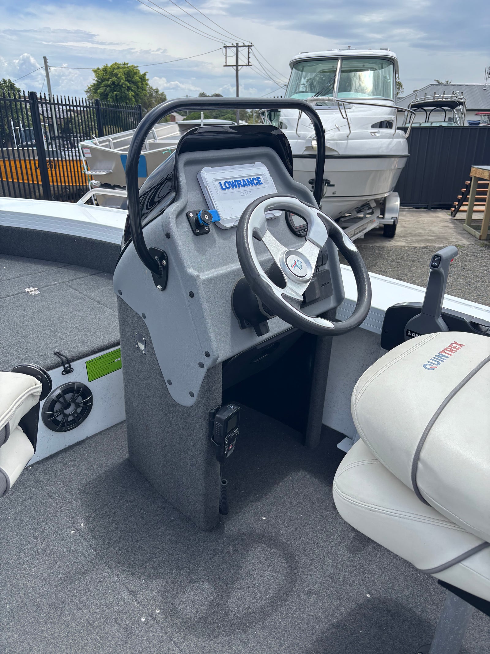 Quintrex 430 Top Ender (2022 Model)