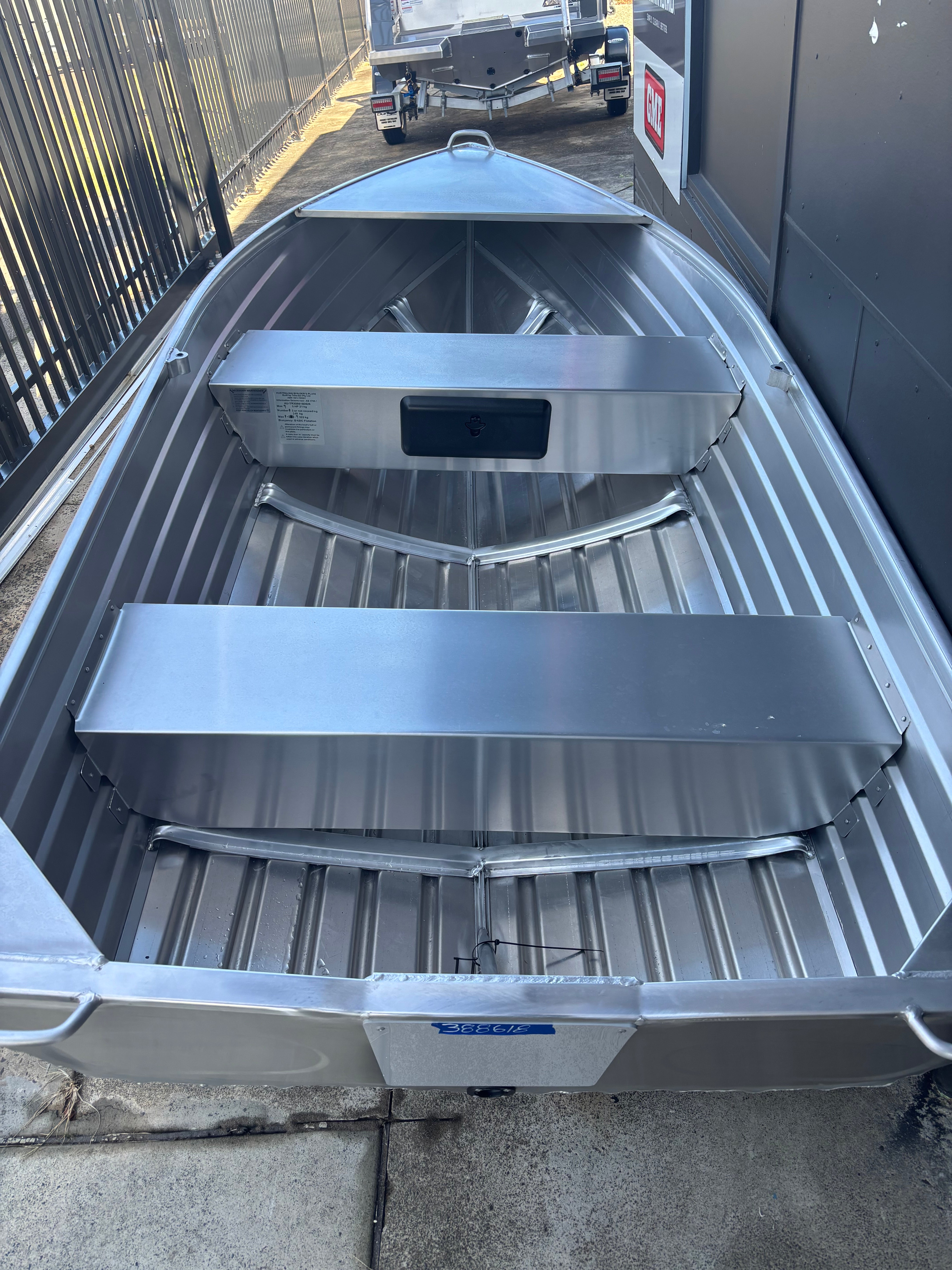 Quintrex 310 Dart