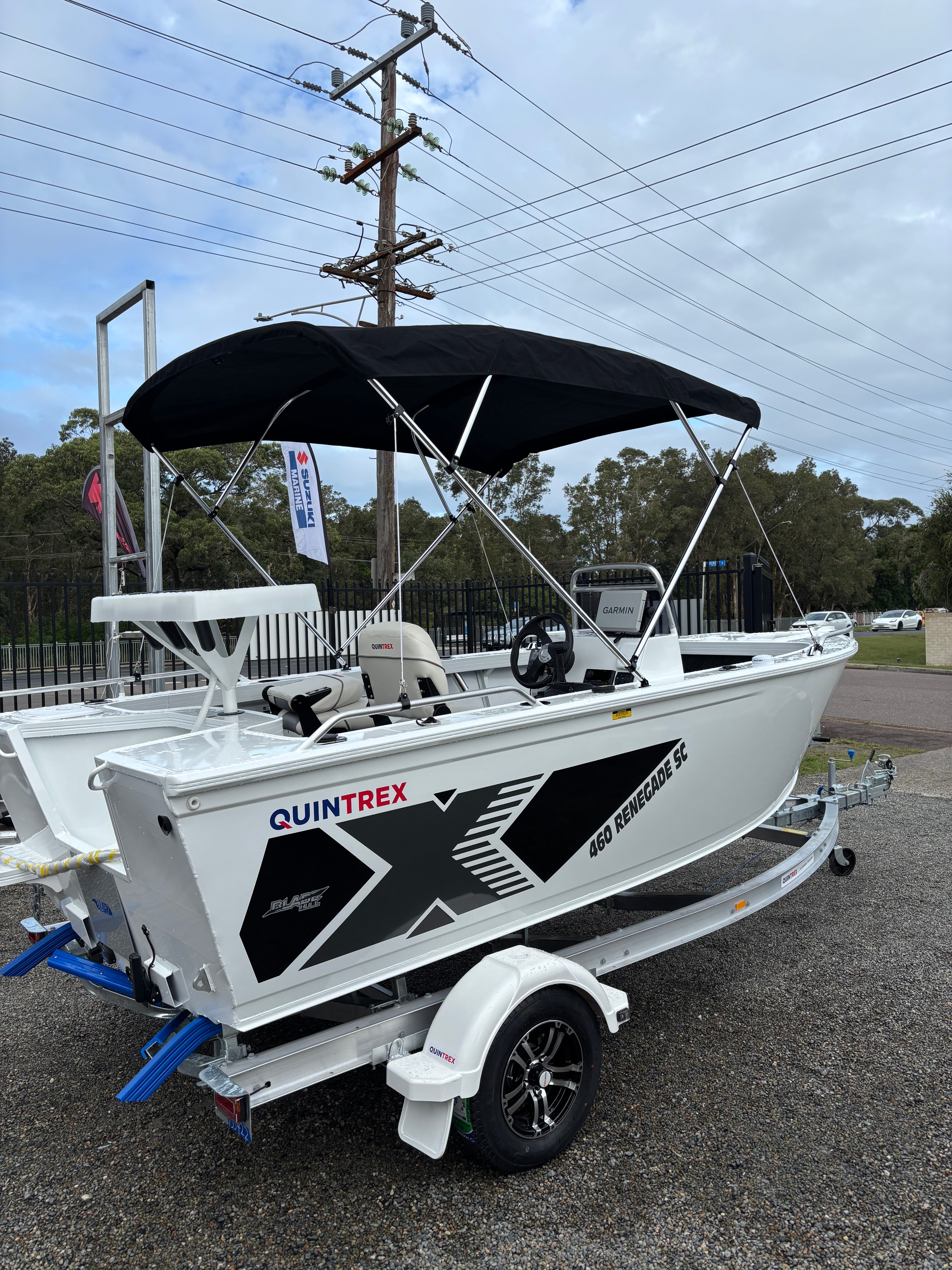 Quintrex 460 Renegade SC (Side Console)