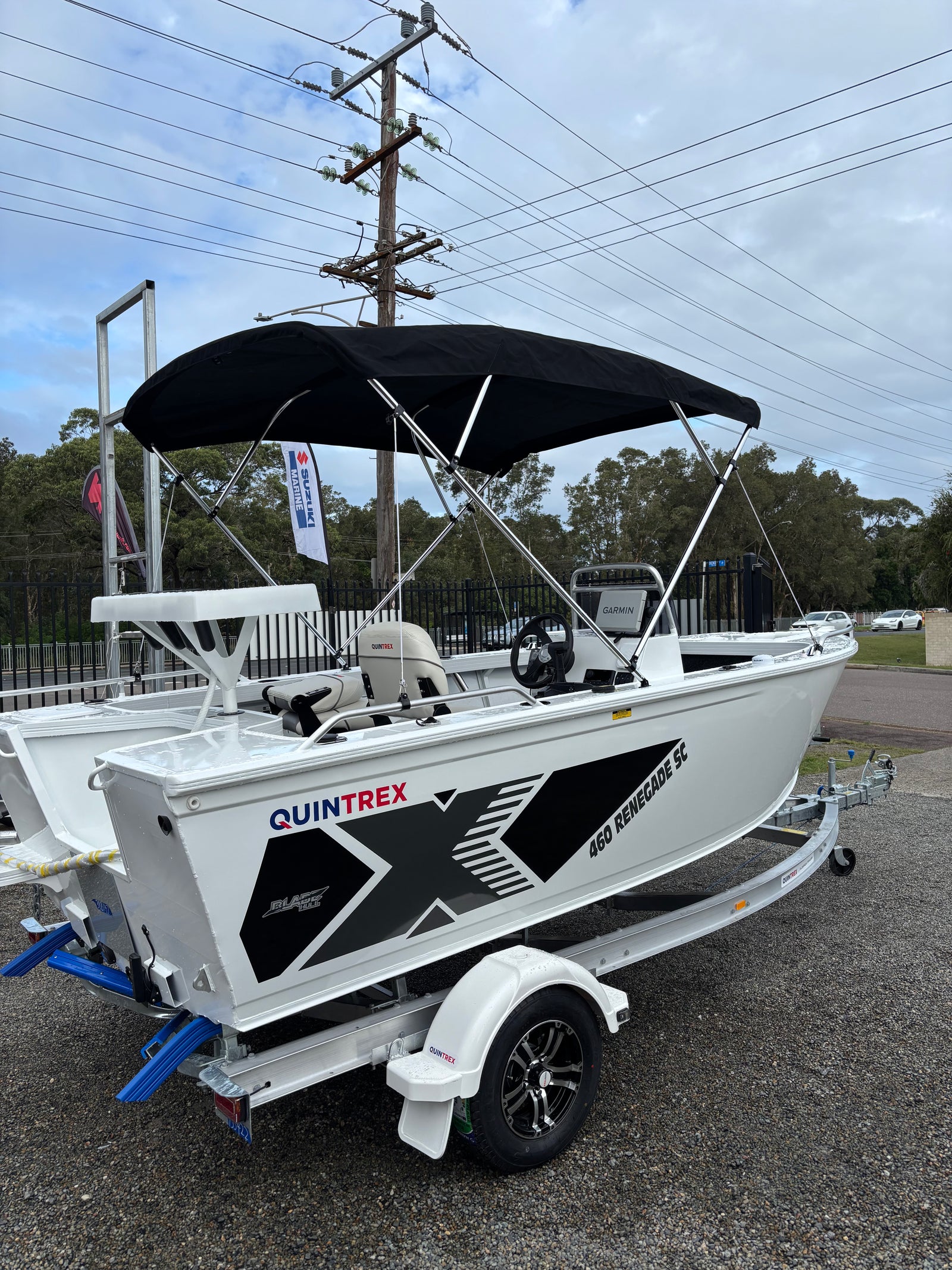 Quintrex 460 Renegade SC (Side Console)