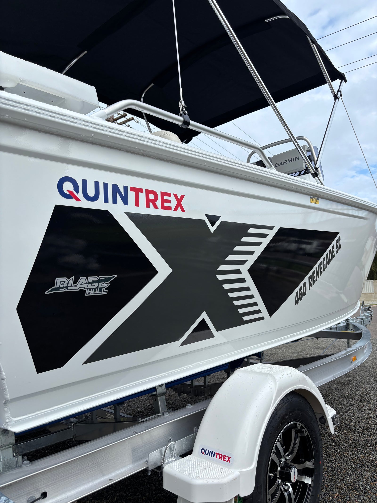 Quintrex 460 Renegade SC (Side Console)