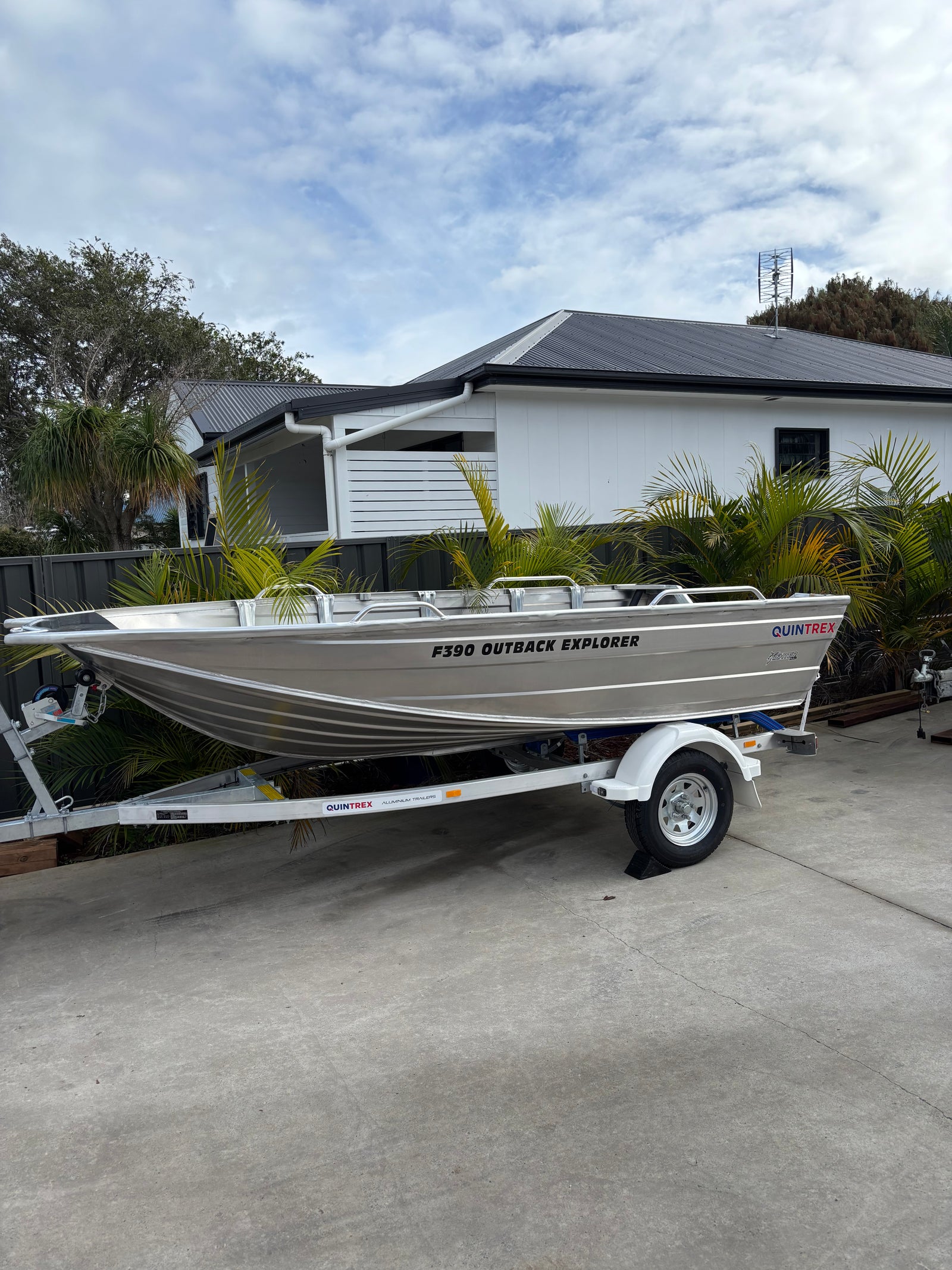 Quintrex F390 Outback Explorer