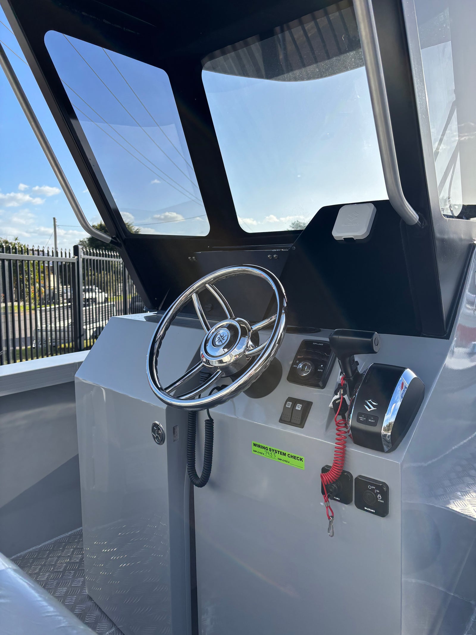 Yellowfin 5800 Centre Cabin