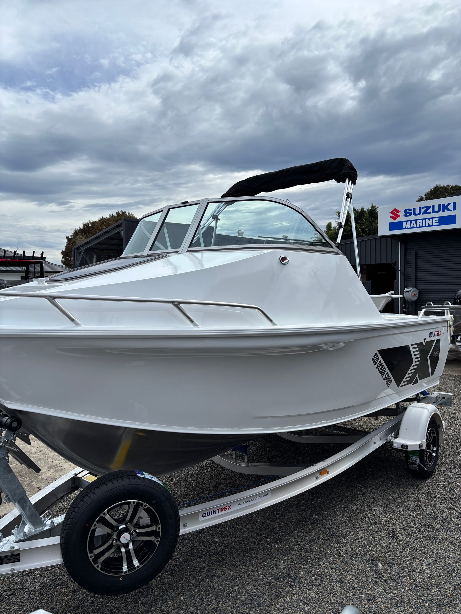 Quintrex 520 Ocean Spirit