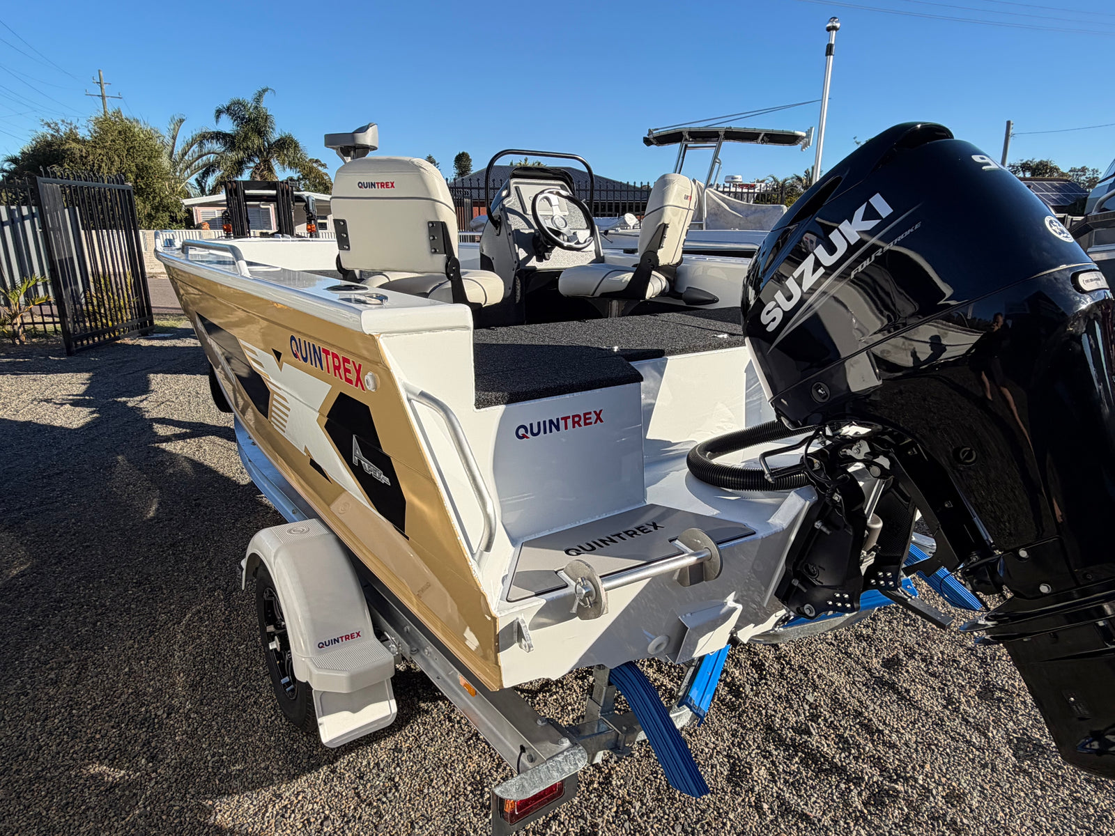 Quintrex 450 Hornet