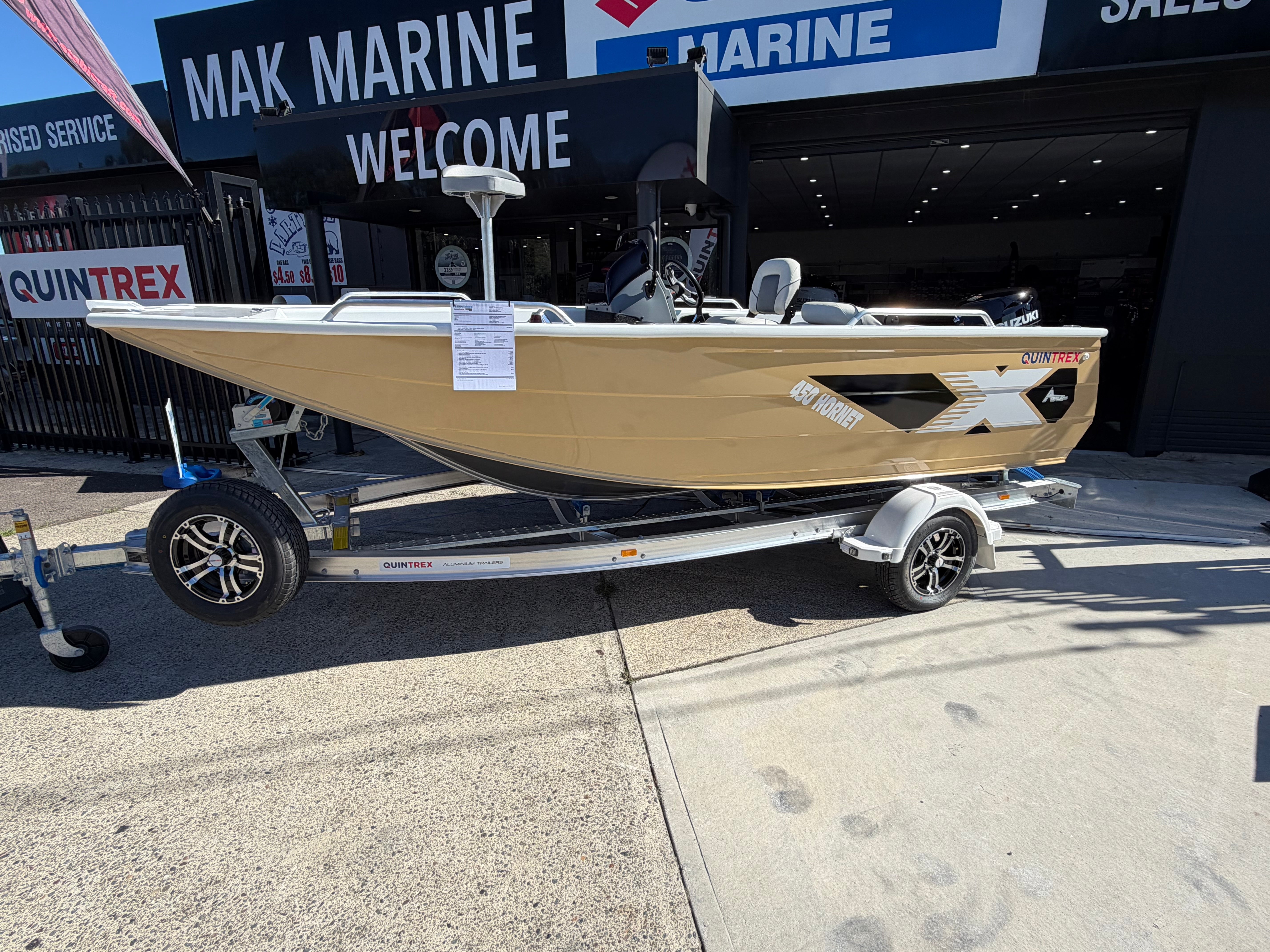 Quintrex 450 Hornet