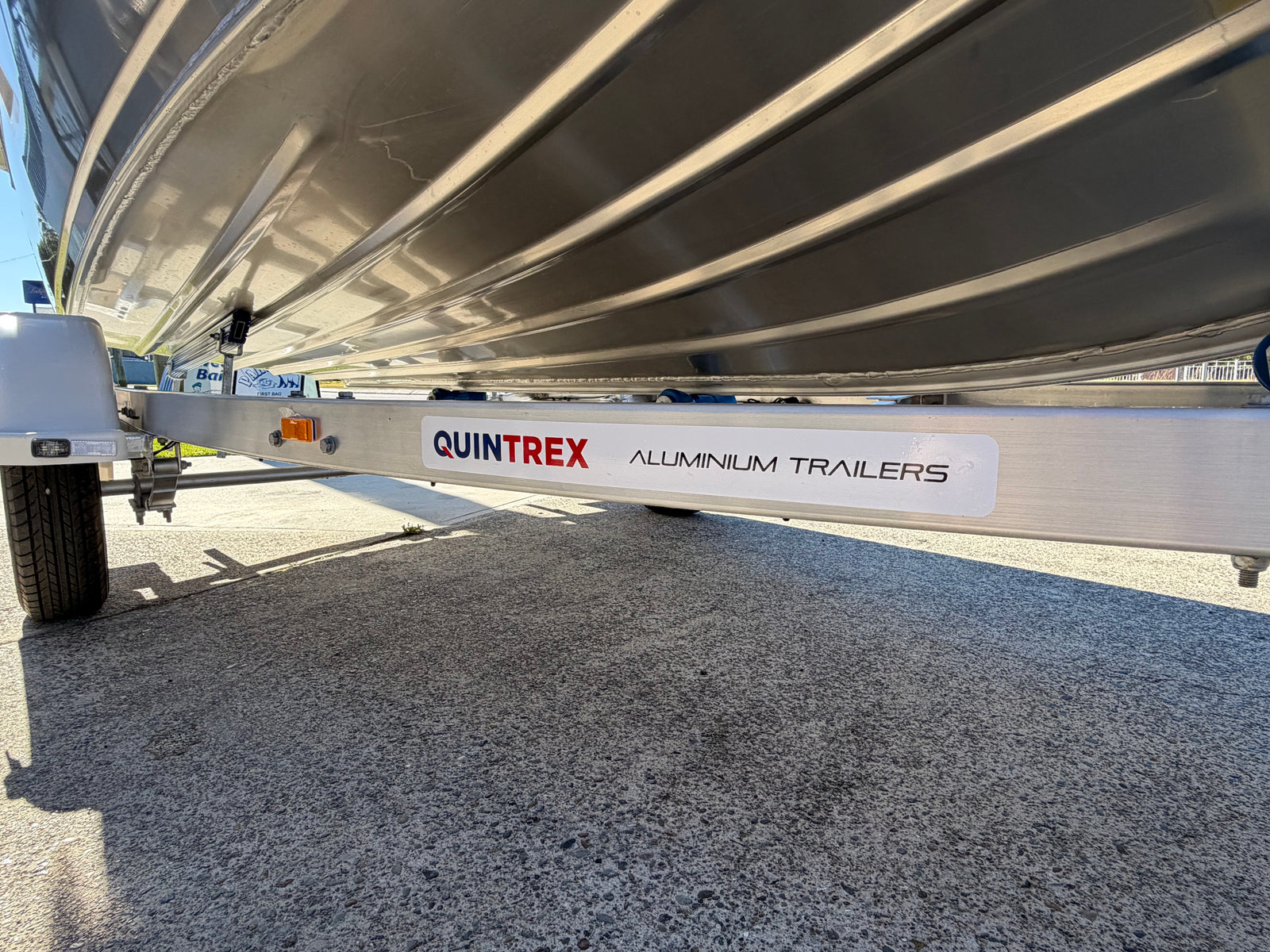 Quintrex 420 Busta
