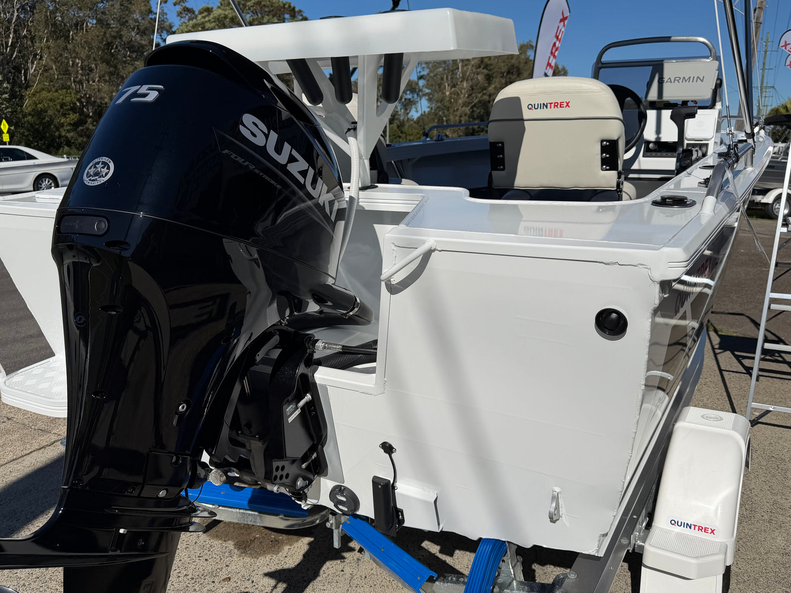 Quintrex 460 Renegade SC (Side Console)